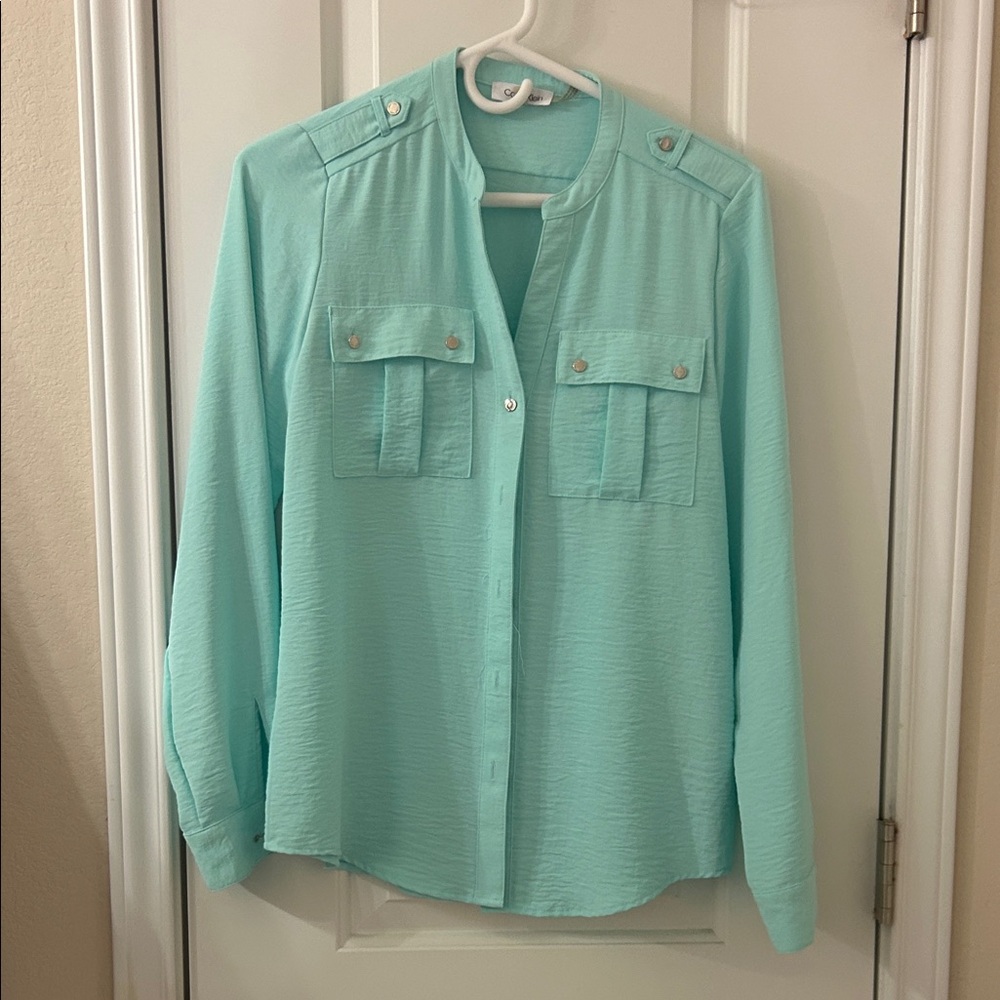 Calvin Klein Mint Green Button-Front Utility Blouse